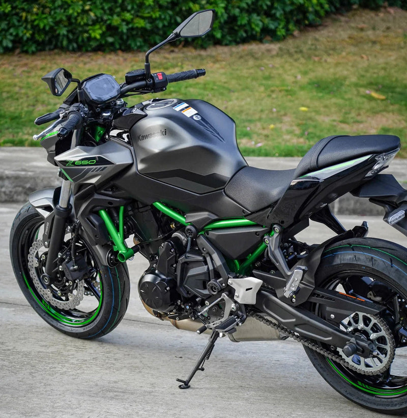 2020-2023 Kawasaki Z650 ruiskutussuojasarja runko muovia ABS