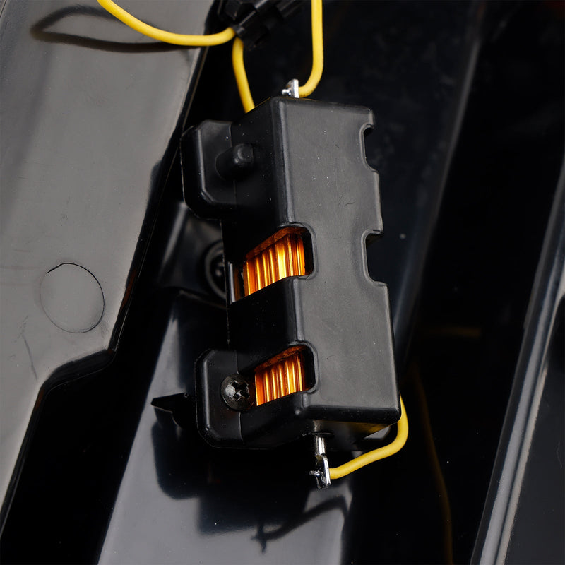 2019–2023 Toyota Hiace 6. H300 links + rechts LED-Rücklichtbaugruppe