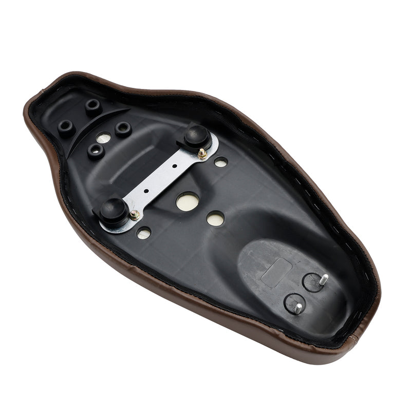 2023 Honda Cross Cub CC110 Substitua o copo do motorista frontal e traseiro em Braun