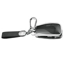 Schwarze Autoschlüsselhülle aus Aluminiumlegierung mit TPU-Verschluss und Schnalle für Audi A6L, A4L und A3