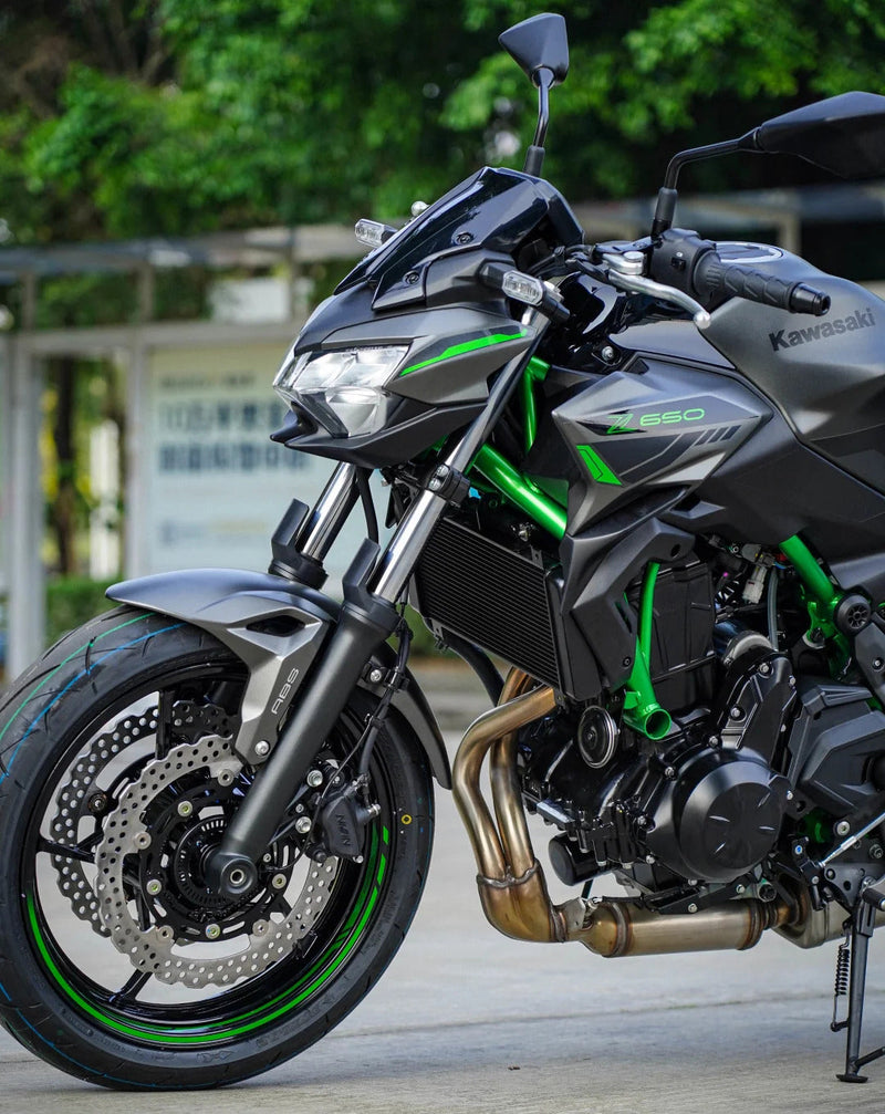 2020-2023 Kawasaki Z650 ruiskutussuojasarja runko muovia ABS