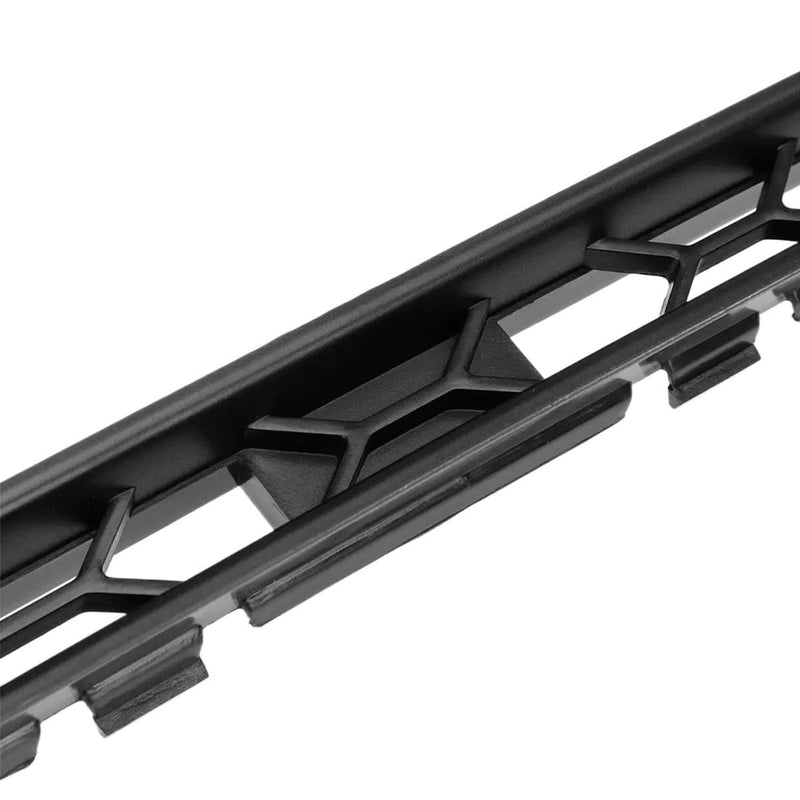 2011–2014 Audi TTS MK2 přední nárazník pod mřížkou středního radiátoru 8J0807697H