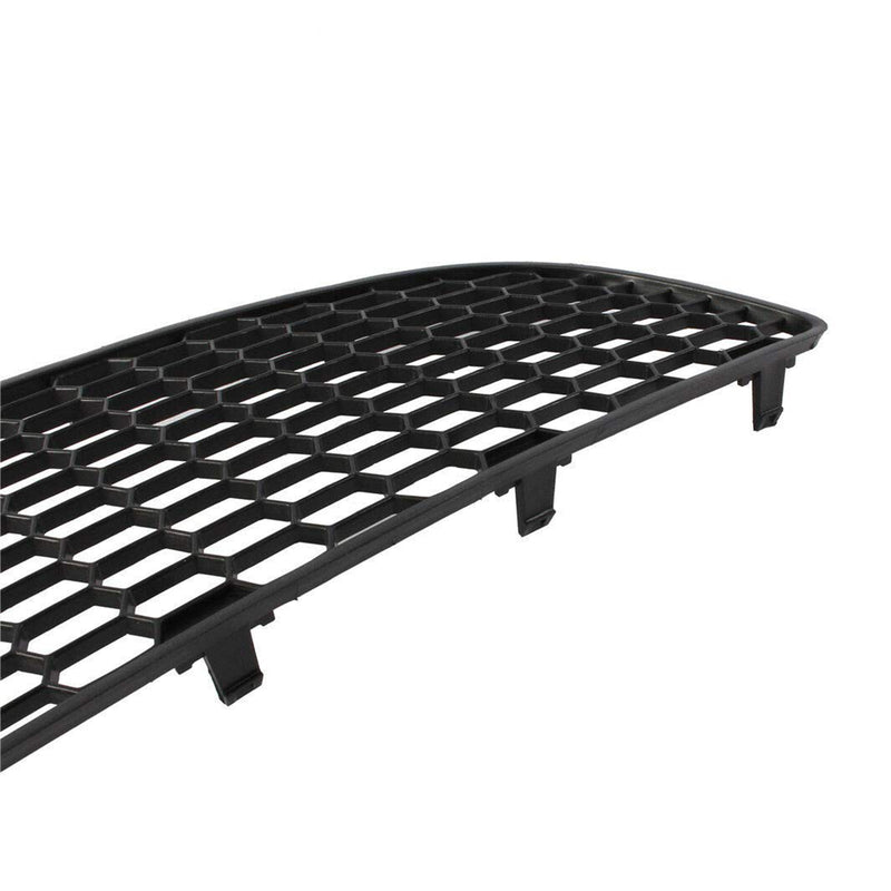 2006–2010 VW Beetle puskurin hunajakennon mesh -grillin edessä