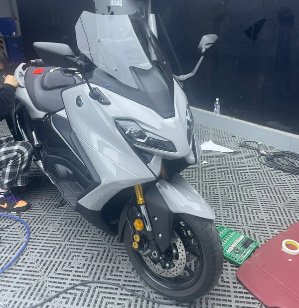 2022-2024 Yamaha TMAX 560 -ruiskutussuojarunko