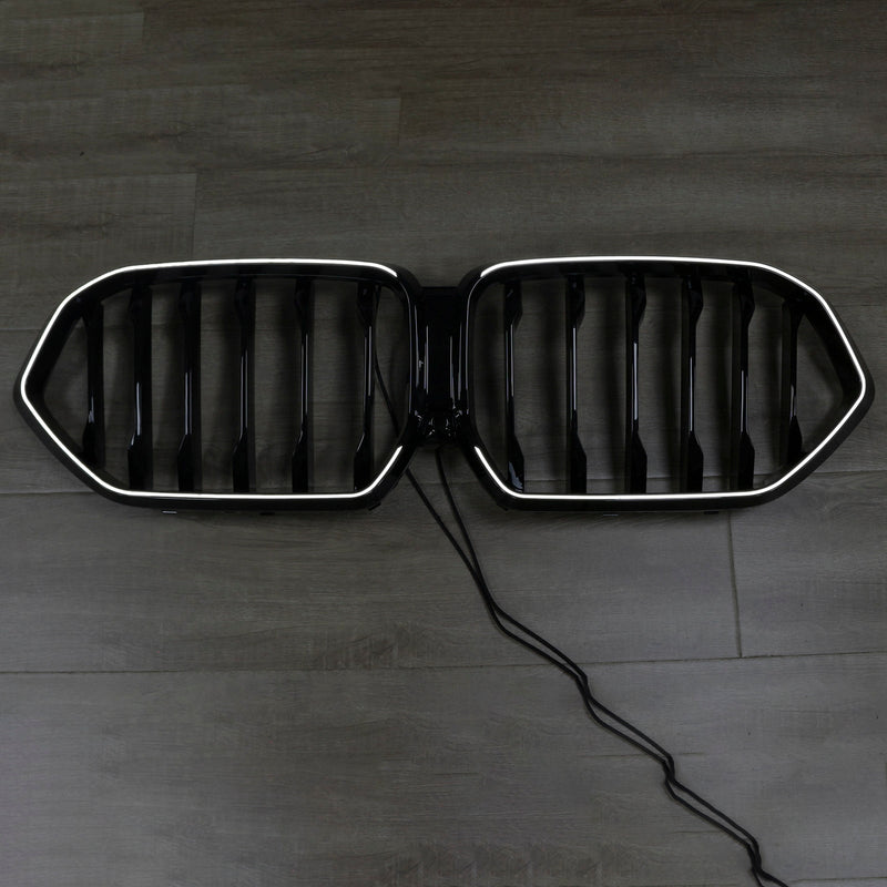 2023–2025 BMW X6 G06 M60I kamerareiällä, musta säleikkö etulattiapalkki