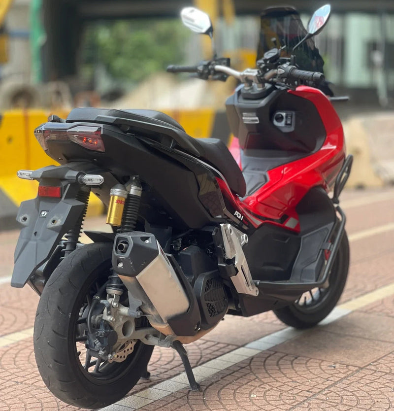 2018-2021 Honda ADV150 ADV 150 ruiskutussuojasarja runko muovi ABS