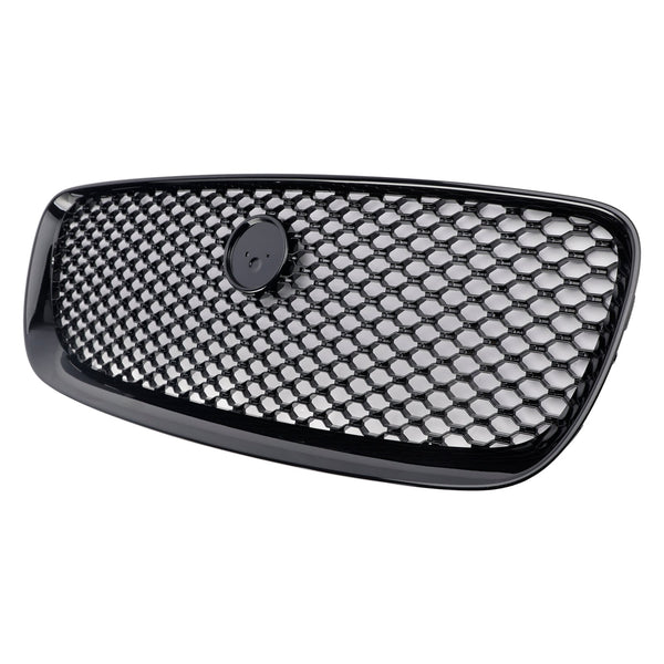 2016–2020 Jaguar F-Pace X761, lesklá černá mřížka v přední patro