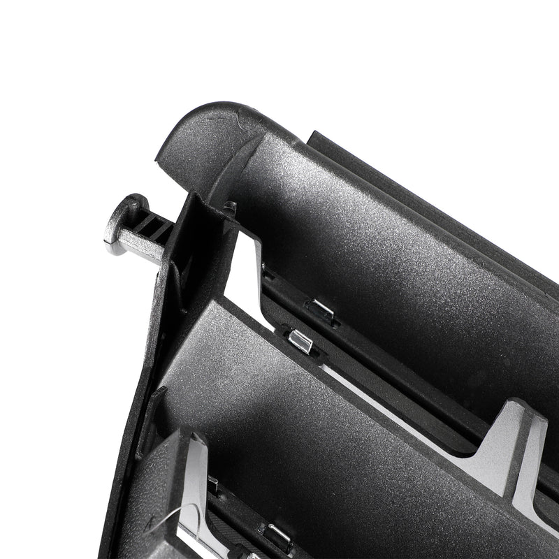 Grill przedniego zderzaka do Benz Klasy C W204 z emblematem LED C300/C350 08-14 chrom