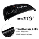 Dodge Ram 2500/3500 Laramie (Baujahre 2010–2018) mit schwarzem Frontstoßstangengrill und LED-Beleuchtung