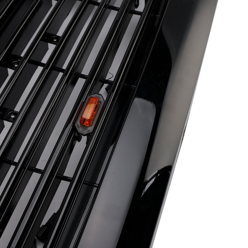 Dodge Ram 2500/3500 Laramie (Baujahre 2010–2018) mit schwarzem Frontstoßstangengrill und LED-Beleuchtung