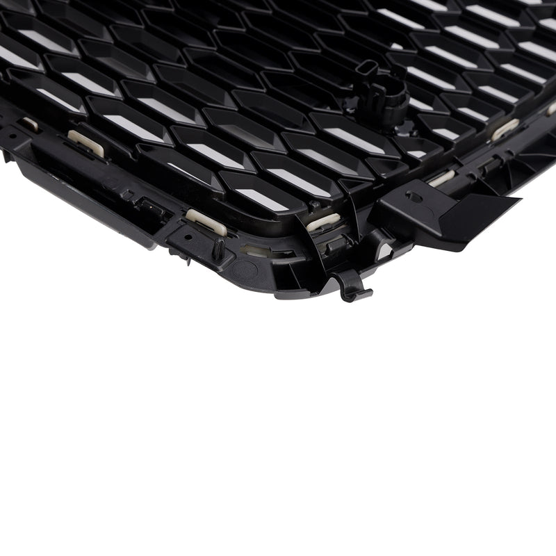 2016–2019 Audi A1 S1 8x facelift RS Style plášťový šokový prut rošt černé