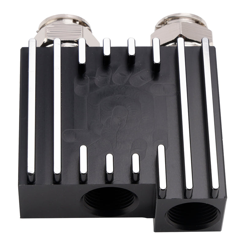 2013–18 rungon muoto 6,7 L Cummins Diesel Picket-Up-kuorma-autojen varusteiden jäähdyttimen termostaatin ohituspäivitys 68RFE-929