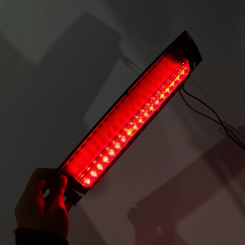 Hinten Center High Mount Dritte Bremsleuchte 8WD945097 Für AUDI A4 S4 B9 2016-2024