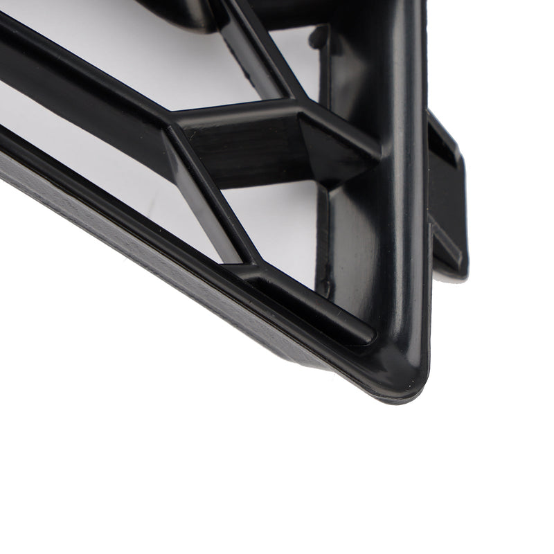 2013–2015 Audi A4 B8.5 Honeycomb -tyyliset sumuvalot peittää vakiopuskurin