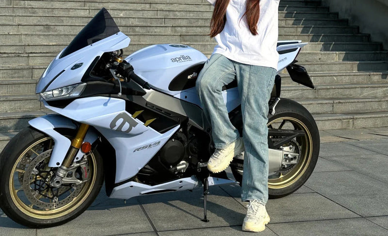 2022-2024 Aprilia RSV4 1100 Injekční obložení Body vyrobené z plastu