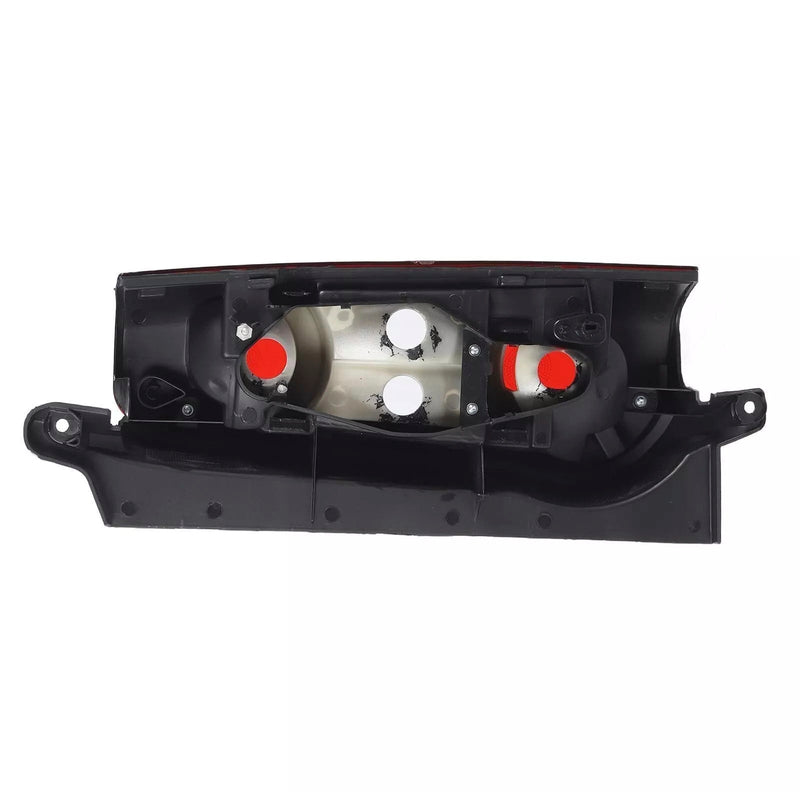 03/2012-2019 Citroen Berlingo Mk2 Van (mallit navettaovilla) Vasen takavalon linssikotelo 9677205580