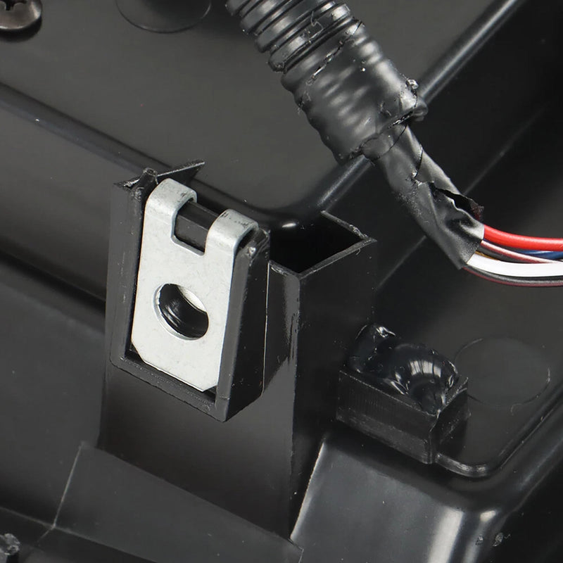 2014–2020 Toyota Tundra links + rechts LED Rücklicht Montage 815600C101 815600C100