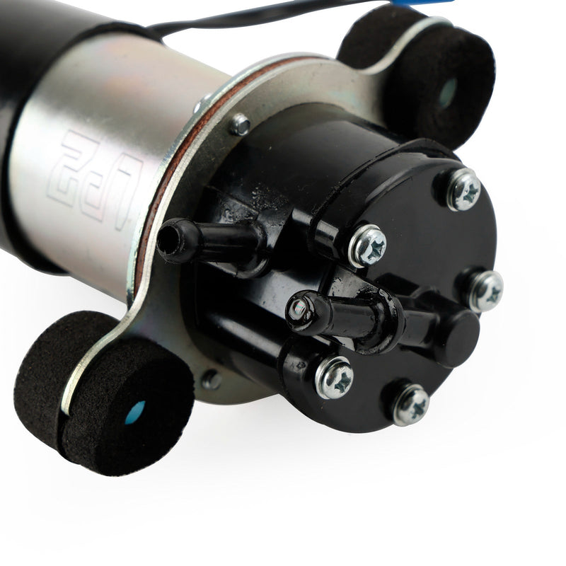 Polttoainepumppu Suzuki Carry Every DD51T DB51T DC51T DA51T DB41T P/N. 15100-70D00