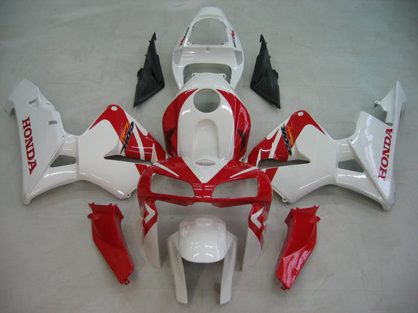 Kotelot 2005-2006 Honda CBR 600 RR valkoinen ja punainen CBR Generic