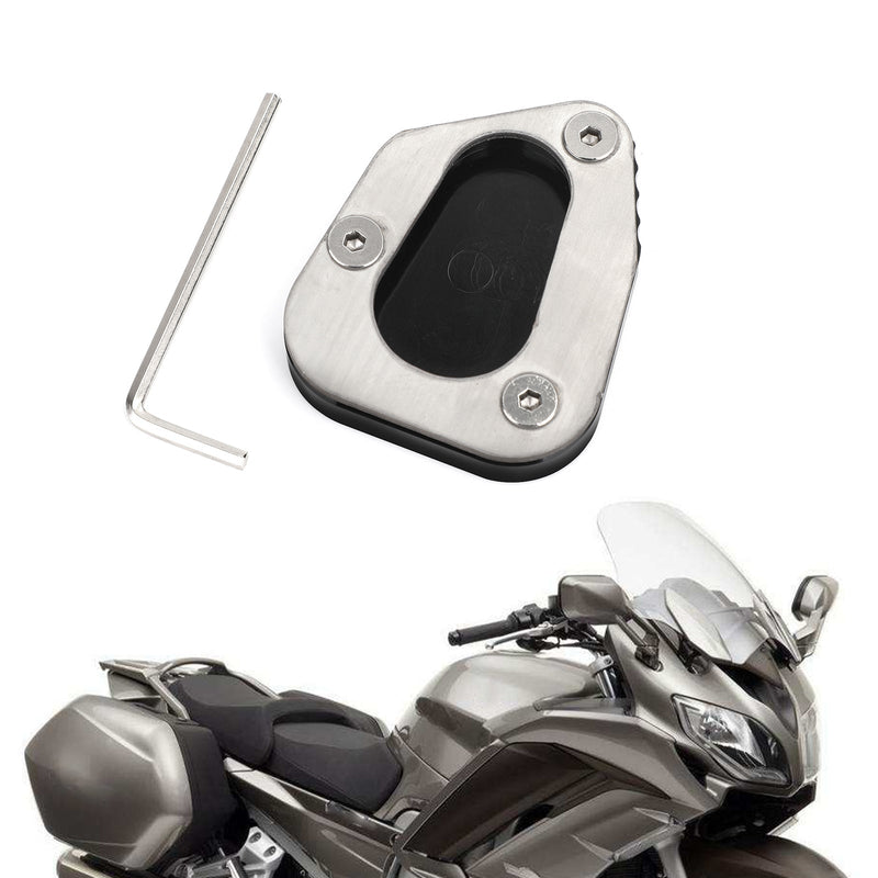 Jalustan sivujalustan suurennuslevy Yamaha FJR1300 2006-2017 mustalle