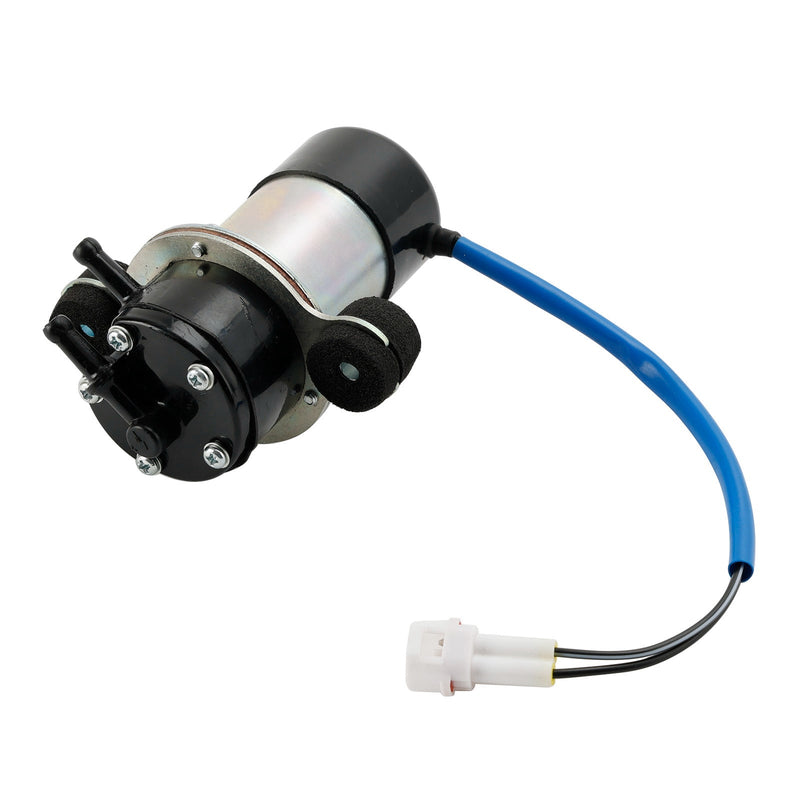 Polttoainepumppu Suzuki Carry Every DD51T DB51T DC51T DA51T DB41T P/N. 15100-70D00